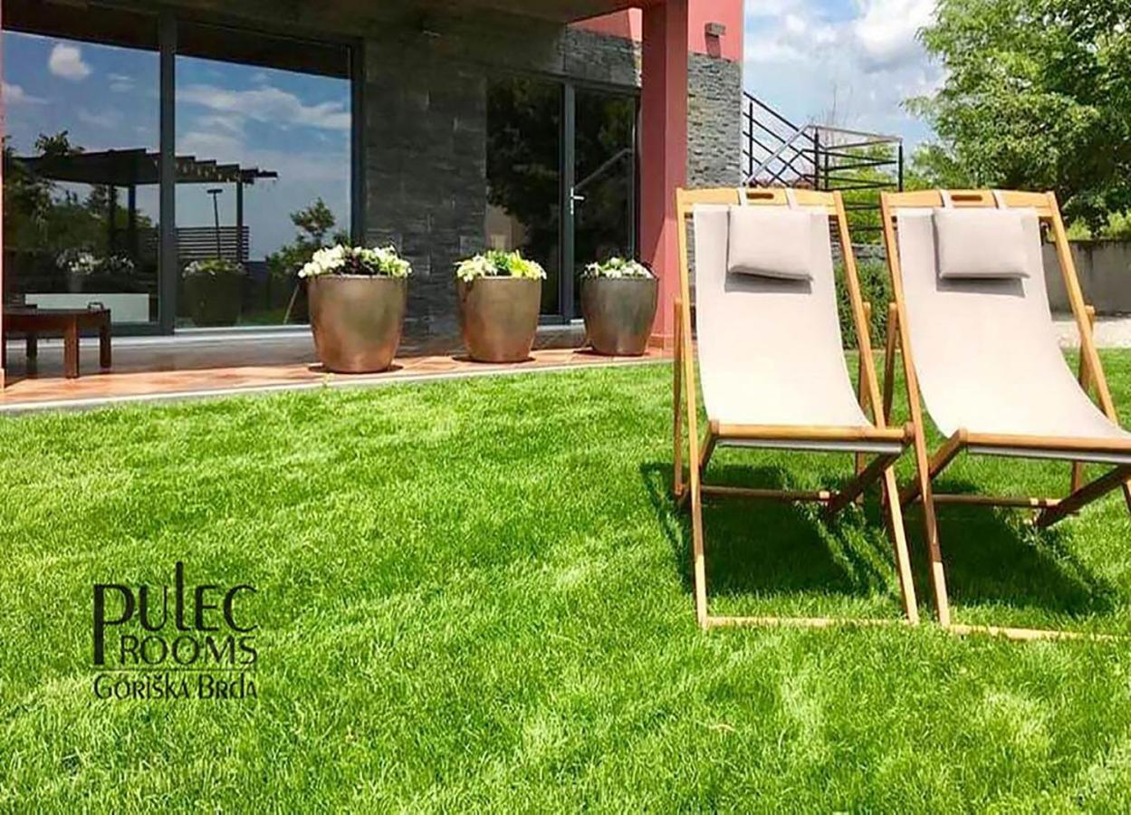 Apartma Sobe Pulec Доброво Екстериор снимка