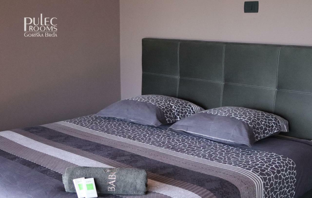 Apartma Sobe Pulec Доброво Екстериор снимка